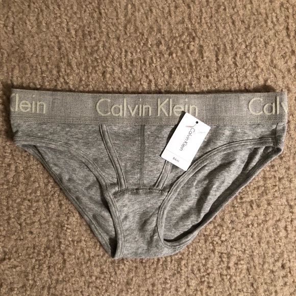 Calvin Klein Bikini. - Picture 4 of 5